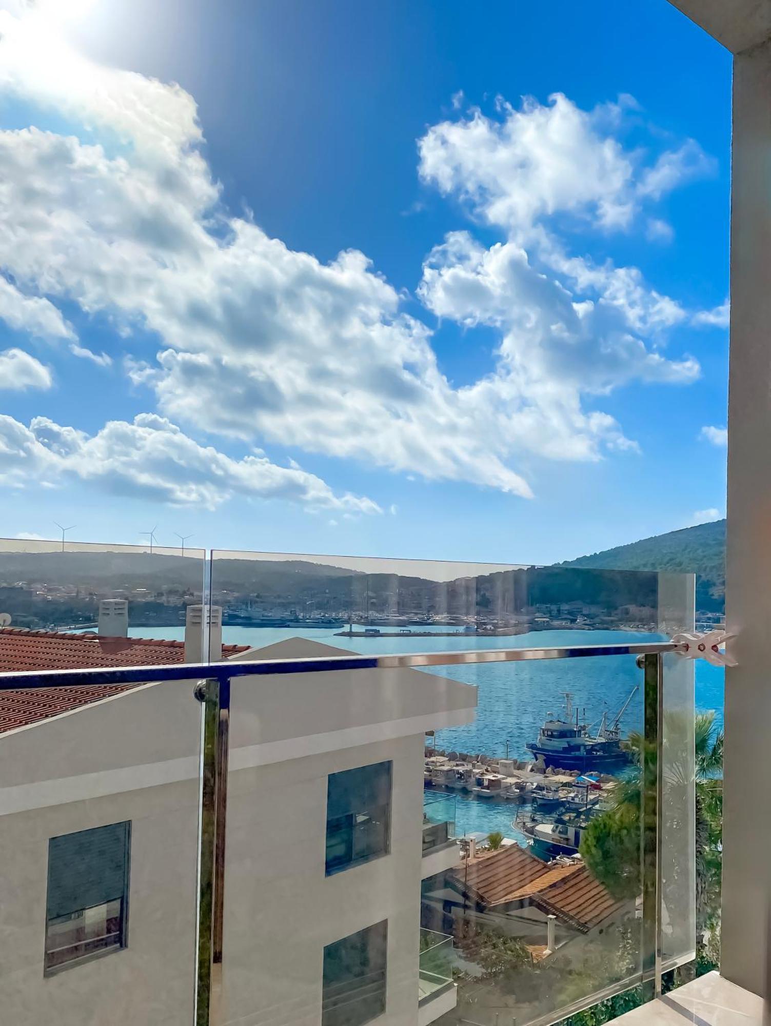 Aparthotel Azize *